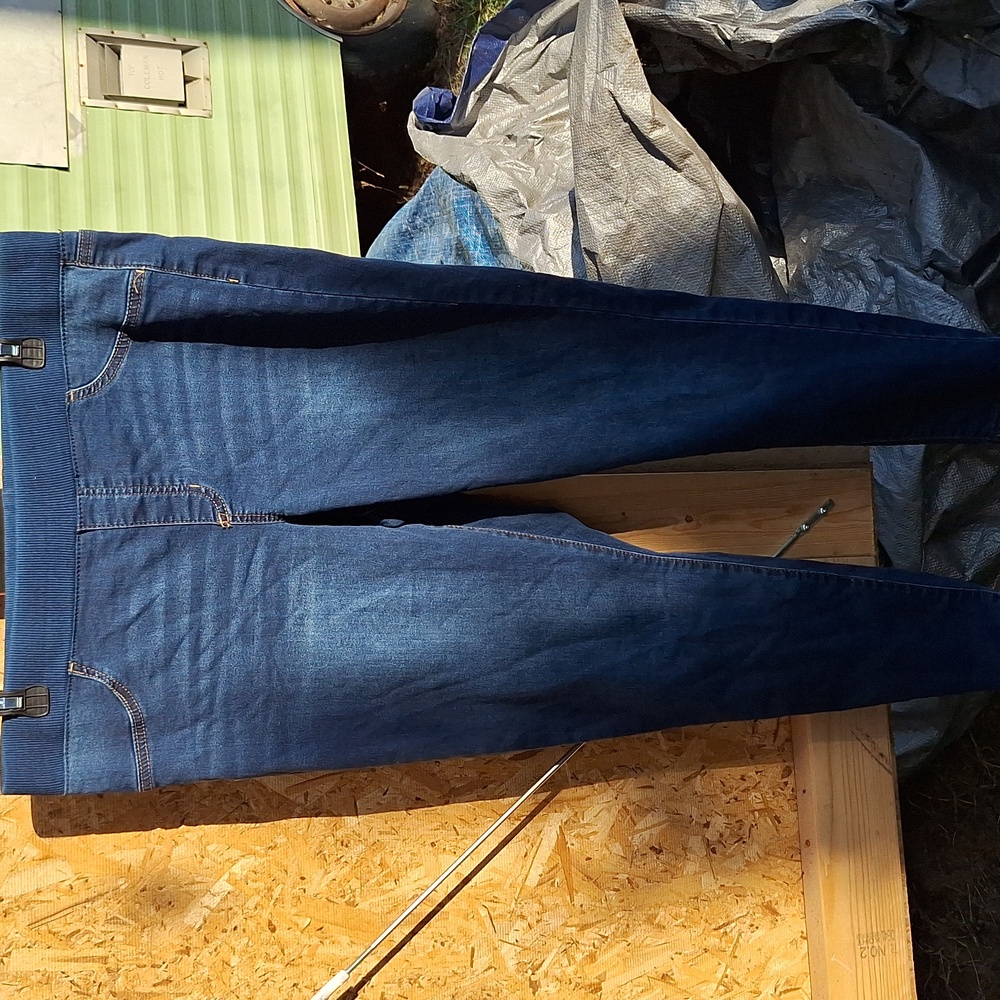 5 For $25 No Boundaries Jeggings XL - Picture 3 of 4
